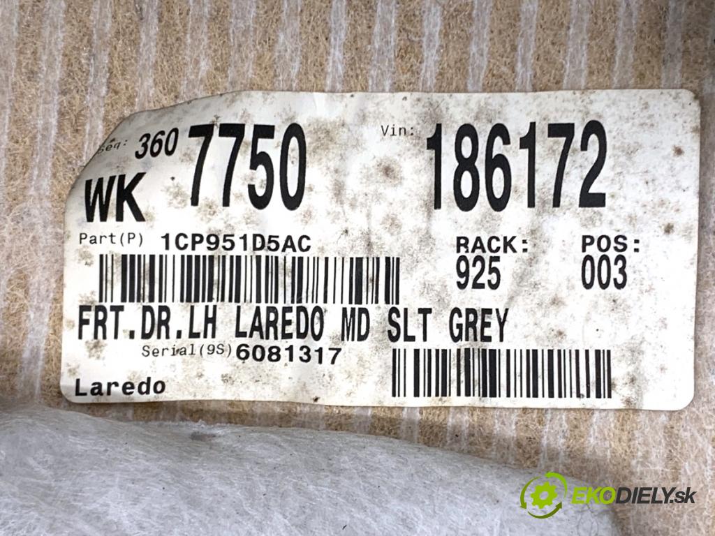 JEEP GRAND CHEROKEE WK samochód terenowy zamknięty 2006 148 kW 3.7 V6 4x4 3700 čalúnenie Dvere ľavy predný