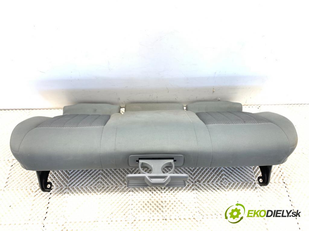 JEEP GRAND CHEROKEE WK samochód terenowy zamknięty 2006 148 kW 3.7 V6 4x4 3700 sedadlo druhý VLÁDA:
