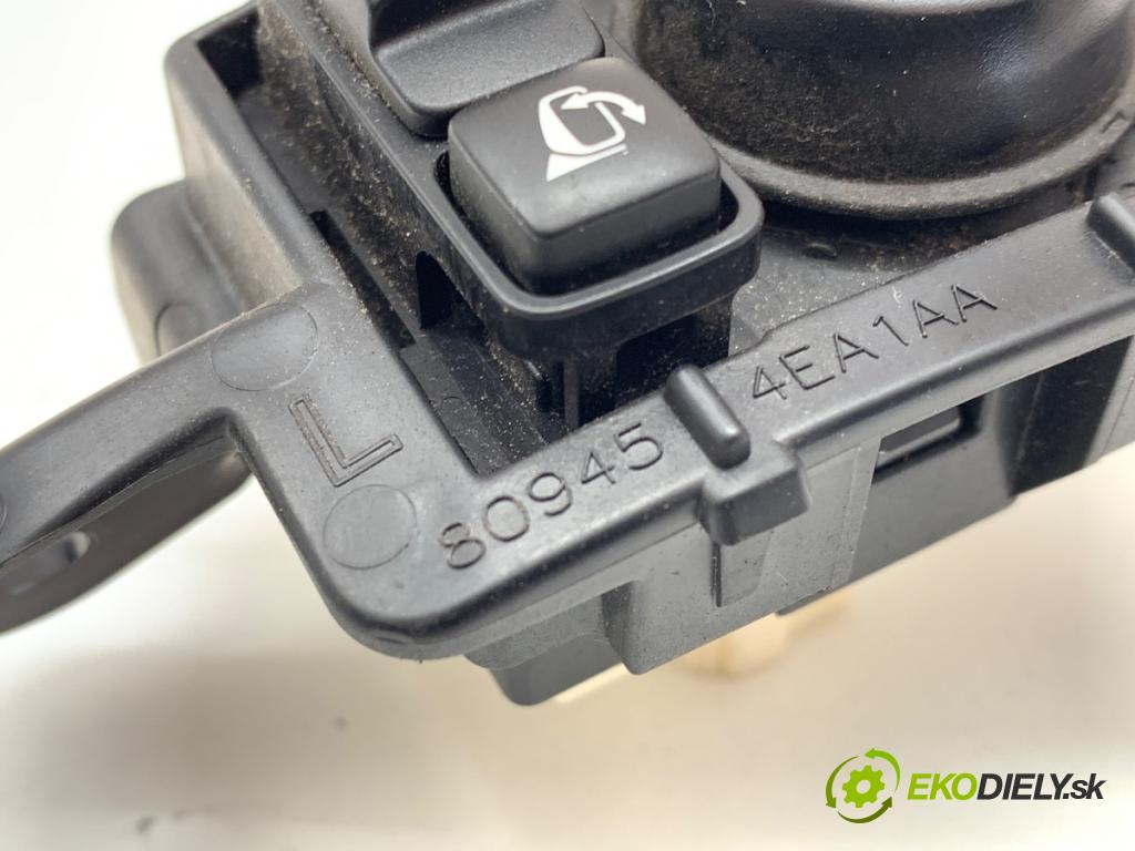 NISSAN QASHQAI J11 SUV 2015 120 kW 1.6 DIG-T 1618 přepínač nastavení zpětných zrcátek 809454EA1AA (Páčky pod volantem)