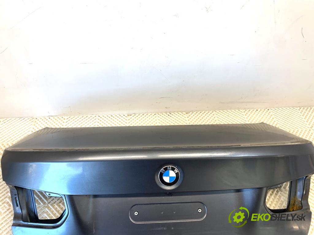 BMW F30 sedan 2012 120 kW 320 d 1995 kapota zad B39