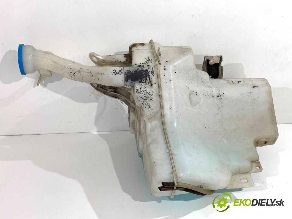 SUZUKI GRAND VITARA II samochód terenowy zamknięty 2006 103 kW 2.0 Napęd na wszystkie koła (TD54, JB420) 1995 nádržka ostřikovačů 