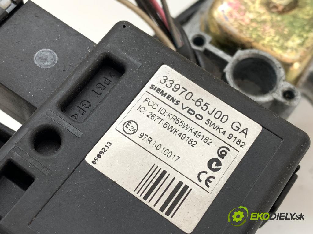 SUZUKI GRAND VITARA II samochód terenowy zamknięty 2006 103 kW 2.0 Napęd na wszystkie koła (TD54, JB420) 1995 spínačka 33970-65J00 (Spínací skříňka)