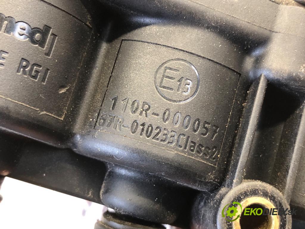 SUZUKI GRAND VITARA II samochód terenowy zamknięty 2006 103 kW 2.0 Napęd na wszystkie koła (TD54, JB420) 1995 vstřikovač LPG 67R-010233