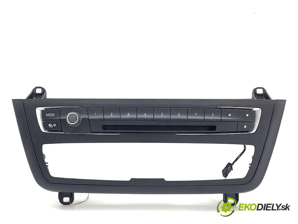 BMW F30 sedan 2012 120 kW 320 d 1995 Panel ovládaní radia 9226784 (Páčky pod volantem)