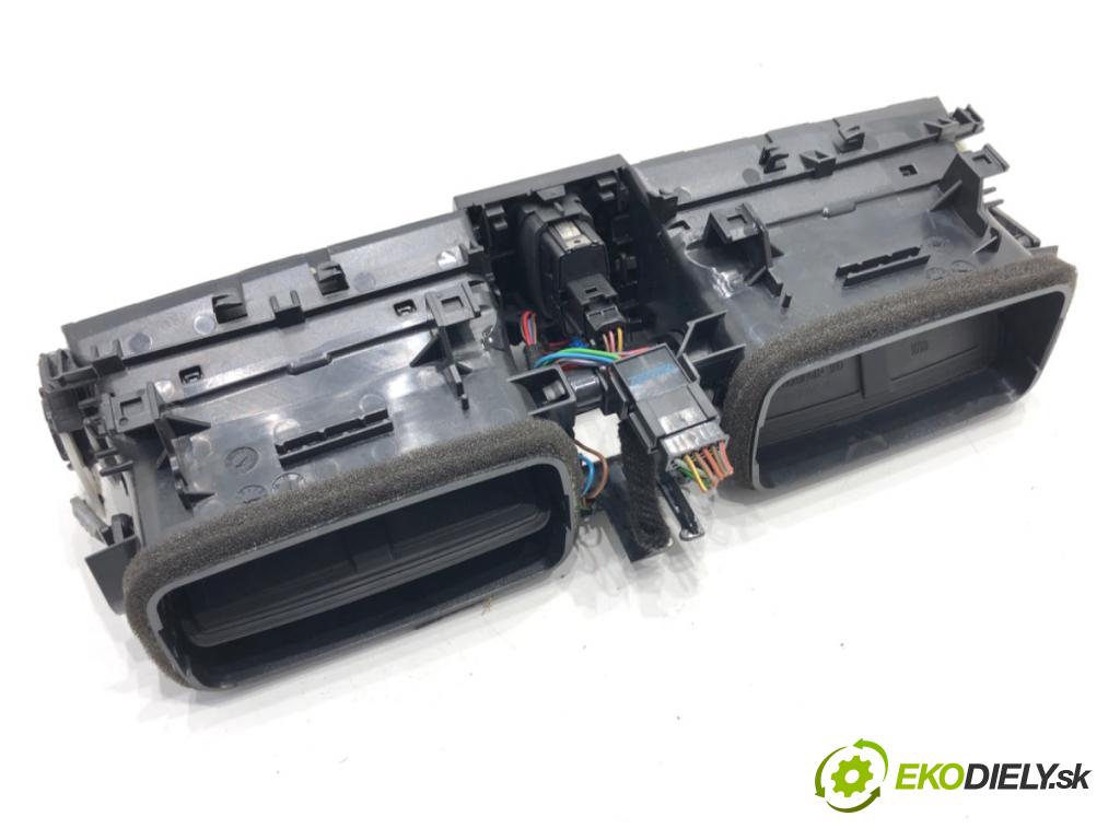 BMW F30 sedan 2012 120 kW 320 d 1995 Mriežky kúrenia predný 9218552