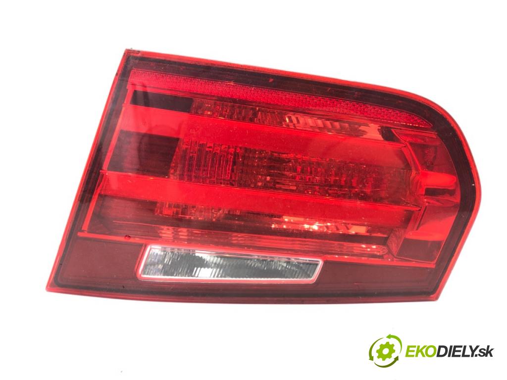 BMW F30 sedan 2012 120 kW 320 d 1995 světlo pravý zadní část vnitřní 7259916