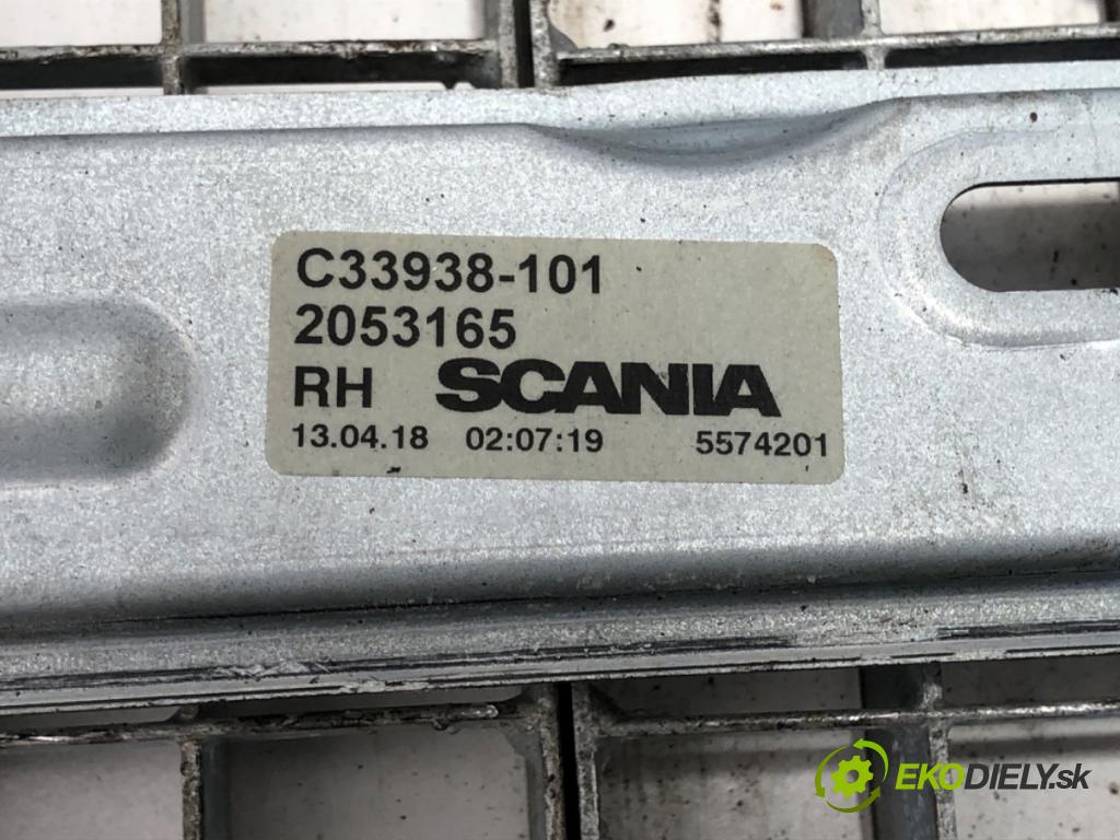 SCANIA L,P,G,R,S - series Ciągnik siodłowy 2018 331 kW S450 331 kW [450 KM] olej napędowy 2016 - 2022 12742 mechanismus okna pravý přední část