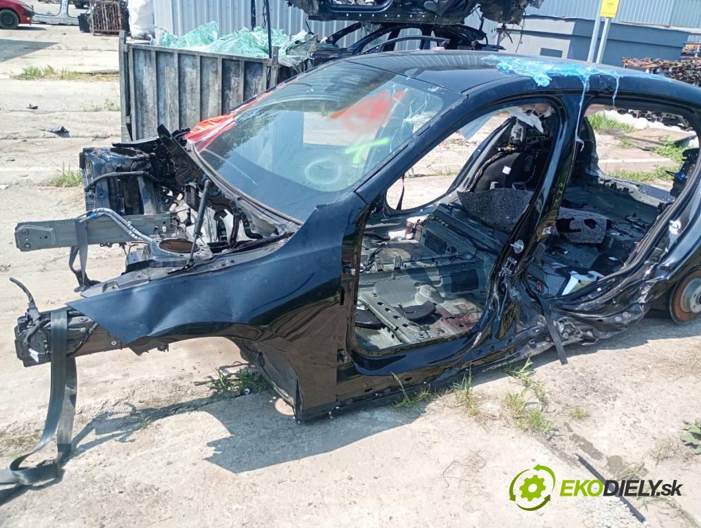 BMW 1  2025 110 kW 118d 110 kW [150 KM] 1995 karoséria ČTVRŤÁK: Blatník prah strecha PODŁUŻNICA