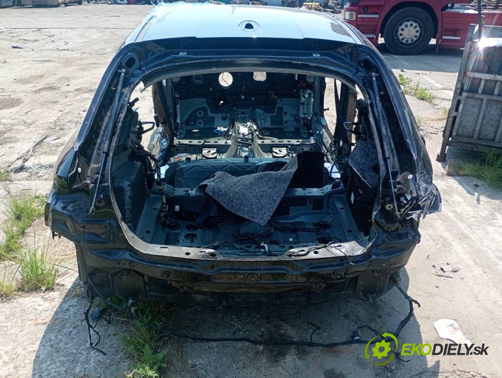 BMW 1  2025 110 kW 118d 110 kW [150 KM] 1995 karoséria ČTVRŤÁK: Blatník prah strecha PODŁUŻNICA