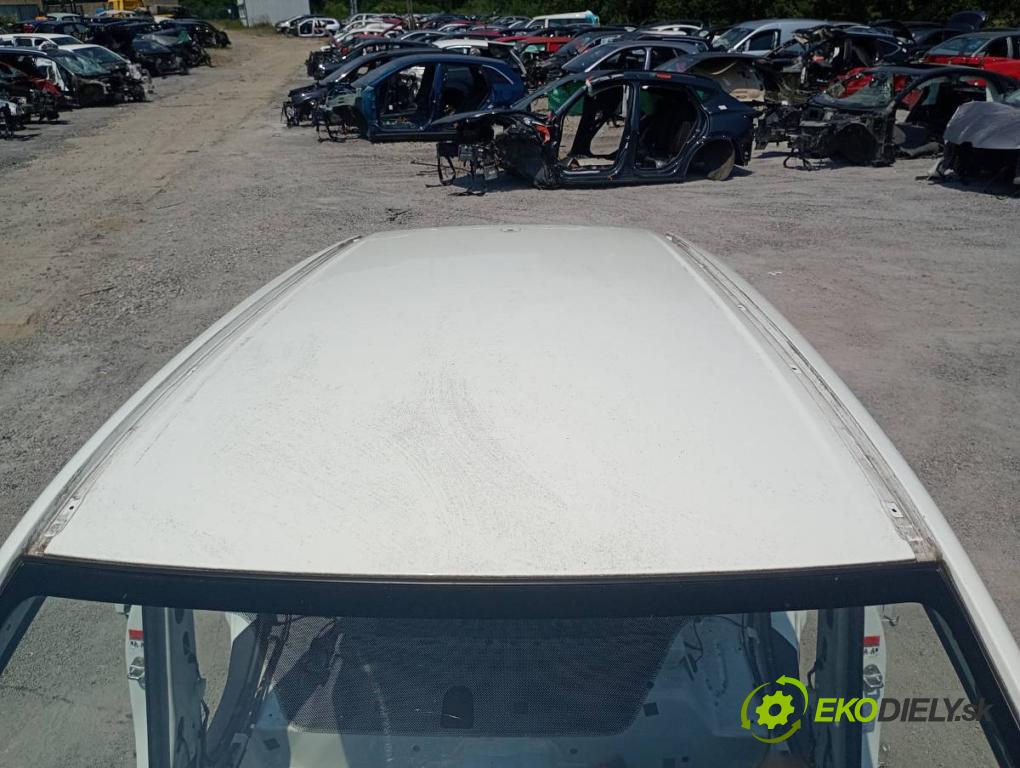 SUZUKI VITARA SUV 2016 88 kW 1.6 (APK 416) 1586 karoséria ČTVRŤÁK: Blatník prah strecha PODŁUŻNICA