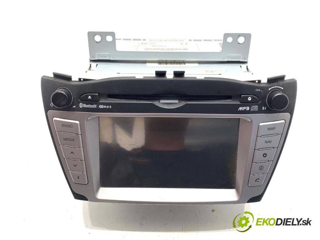HYUNDAI ix35 SUV 2011 120 kW 2.0 1998 RADIO 96560-2Y500TAN (Audio zařízení)