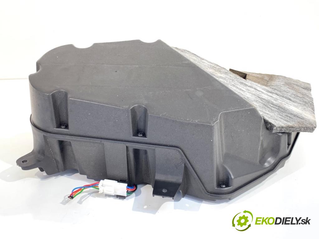 HYUNDAI ix35 SUV 2011 120 kW 2.0 1998 subwoofer 96380-2S000 (Audio zariadenie)