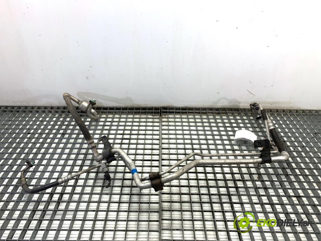 HYUNDAI ix35 SUV 2011 120 kW 2.0 1998 rúrka klimatizace 97775-2Y500 (Trubka klimatizace)