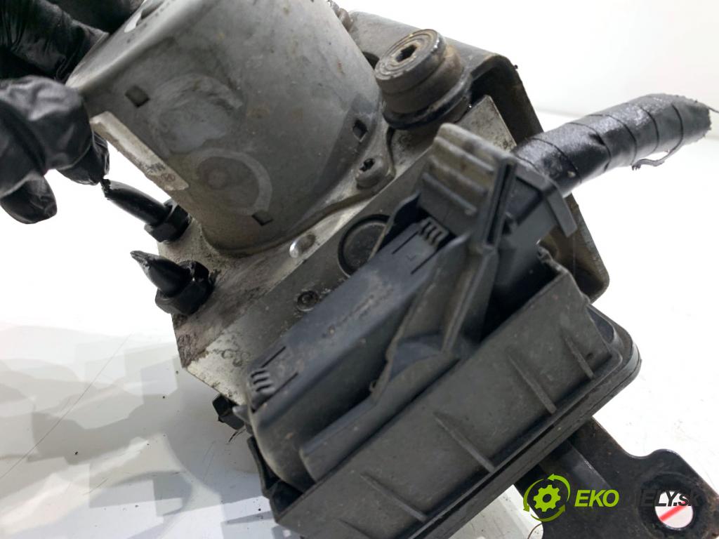 HYUNDAI ix35 SUV 2011 120 kW 2.0 1998 Pumpa ABS 58920-2Y300 (Pumpa ABS)