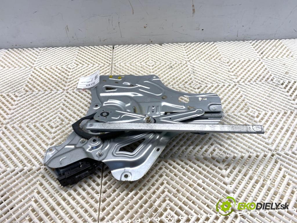 HYUNDAI ix35 SUV 2011 120 kW 2.0 1998 Mechanizmus okna ľavy predný 82470-2Y010