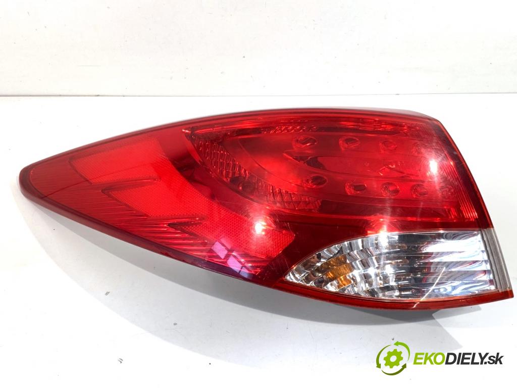 HYUNDAI ix35 SUV 2011 120 kW 2.0 1998 Svetlo ľavy zad 92401-2Y0