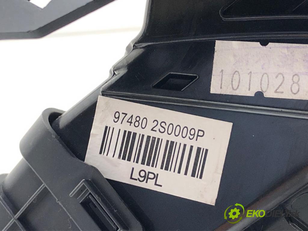 HYUNDAI ix35 SUV 2011 120 kW 2.0 1998 Mriežky kúrenia ľavy predný 84721-2Y000 84720-2Y000