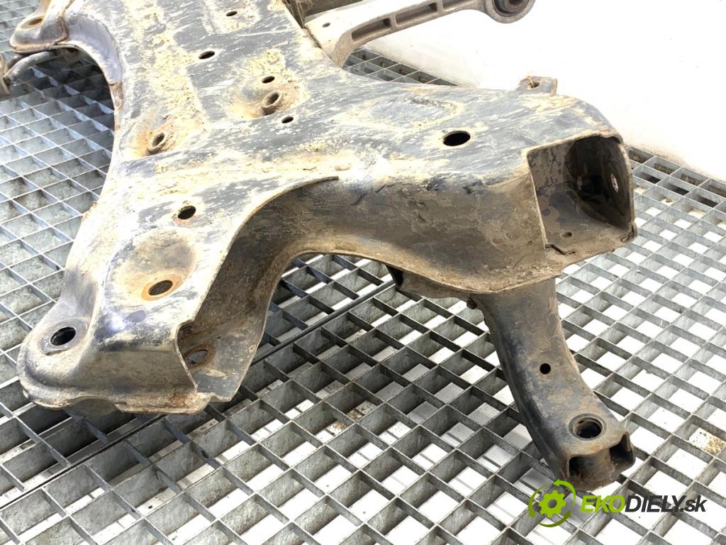 HYUNDAI ix35 SUV 2011 120 kW 2.0 1998 Výstuha pod Motor 62401-2Y400 (Výstuha predná)