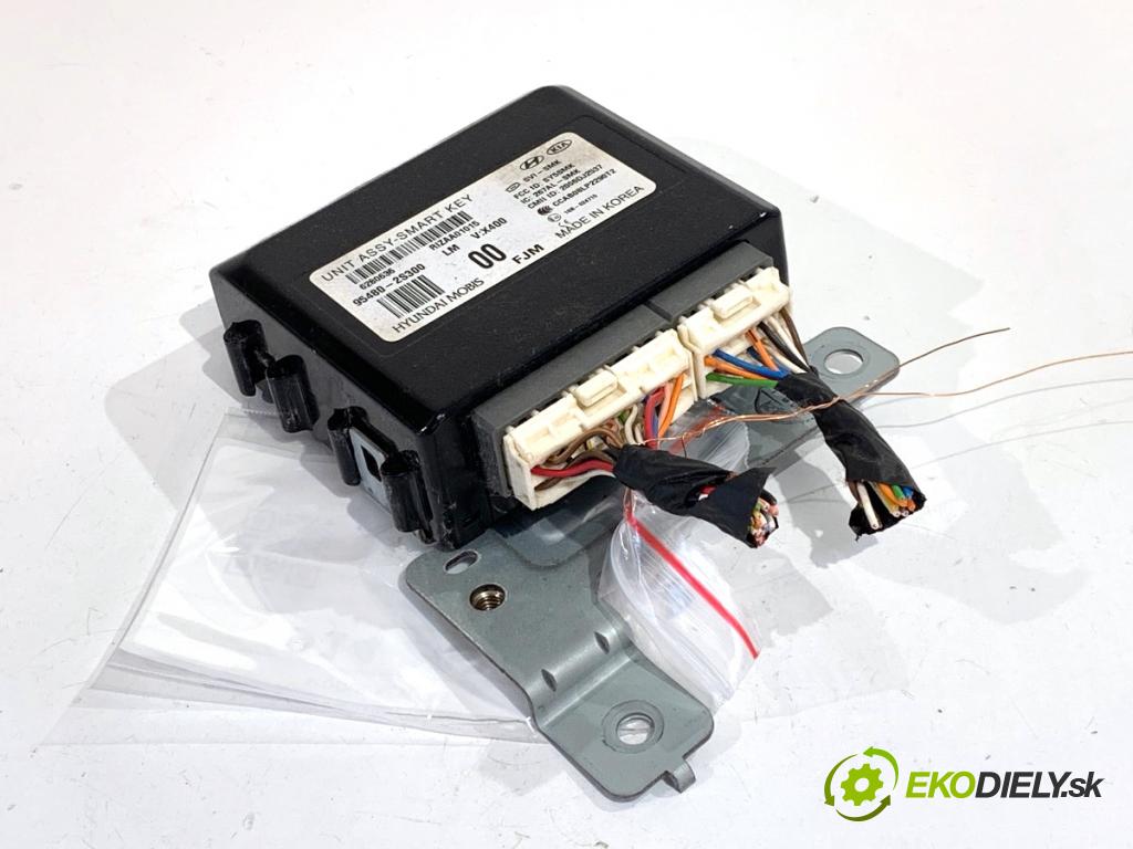 HYUNDAI ix35 SUV 2011 120 kW 2.0 1998 Modul KEYLESS 95480-2S300