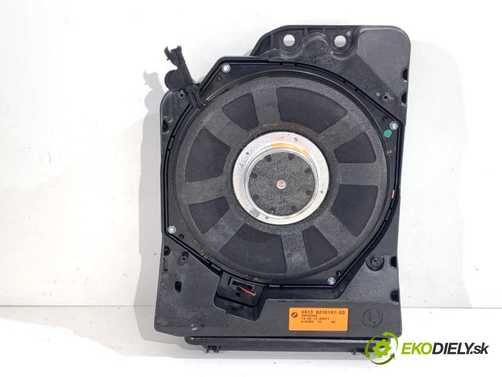 BMW F30 sedan 2012 120 kW 320 d 1995 reproduktory 9210151 9289965