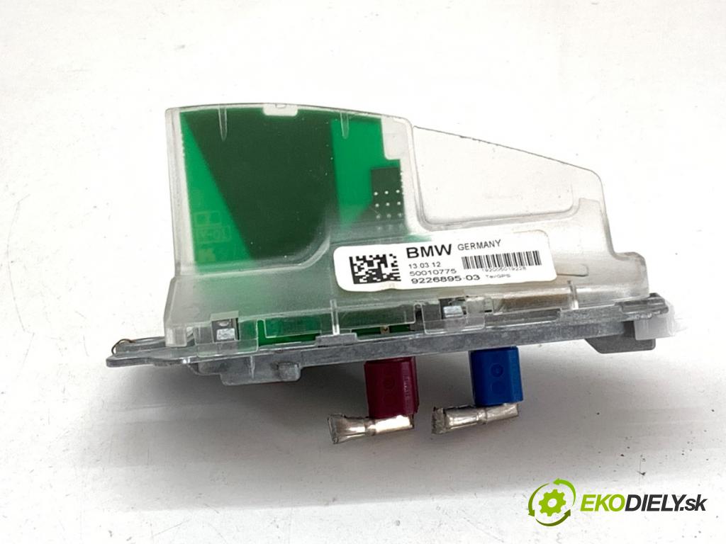 BMW F30 sedan 2012 120 kW 320 d 1995 ANTENA 9226895