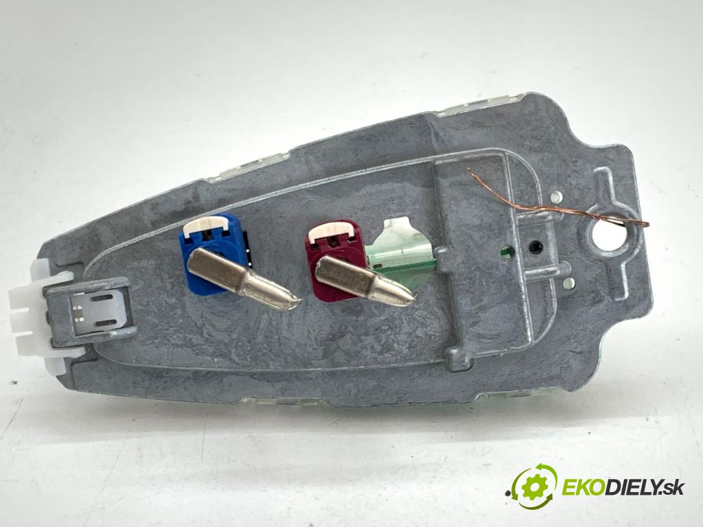 BMW F30 sedan 2012 120 kW 320 d 1995 ANTENA 9226895