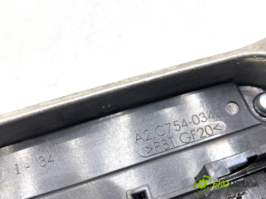 MERCEDES-BENZ GLC SUV 2020 180 kW 300 d 4-matic (253.919) 1950 Menič XENON A2479004104 (Riadiaca jednotka xenónu)