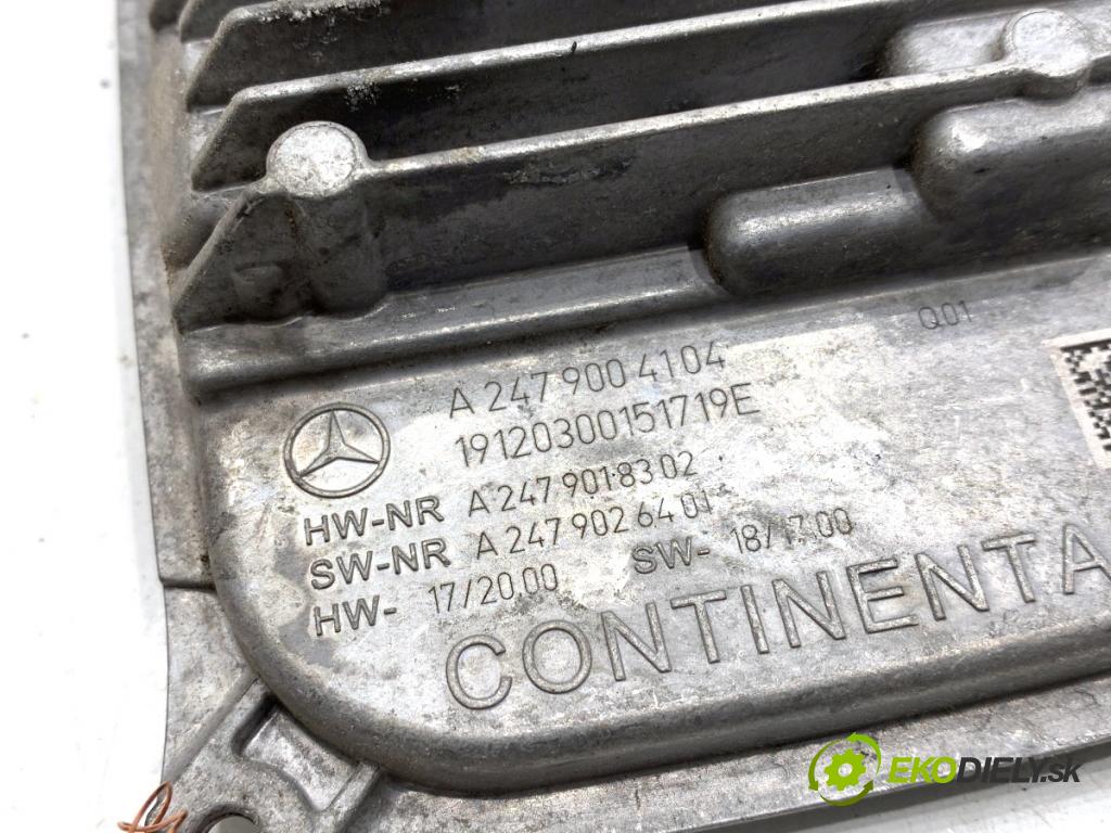 MERCEDES-BENZ GLC SUV 2020 180 kW 300 d 4-matic (253.919) 1950 měnič XENON A2479004104 (Řídící jednotka xenonu)
