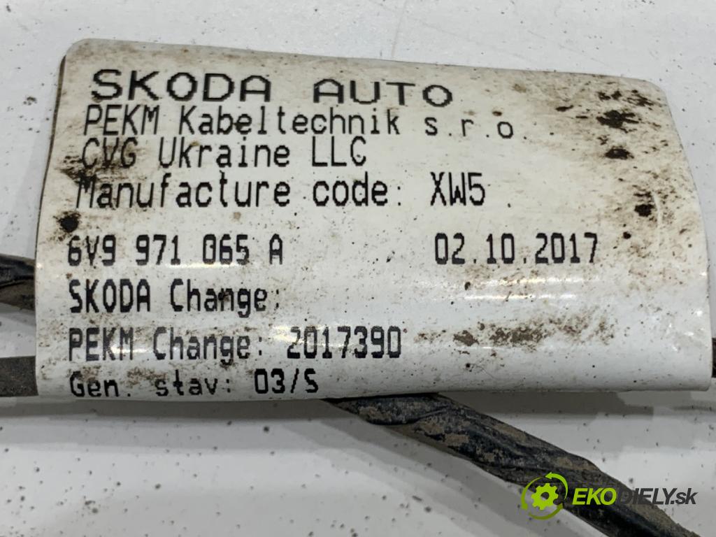 SKODA FABIA III Kombi 2019 55 kW 1.0 999 Káblovačka PDC zad 6V9971065A