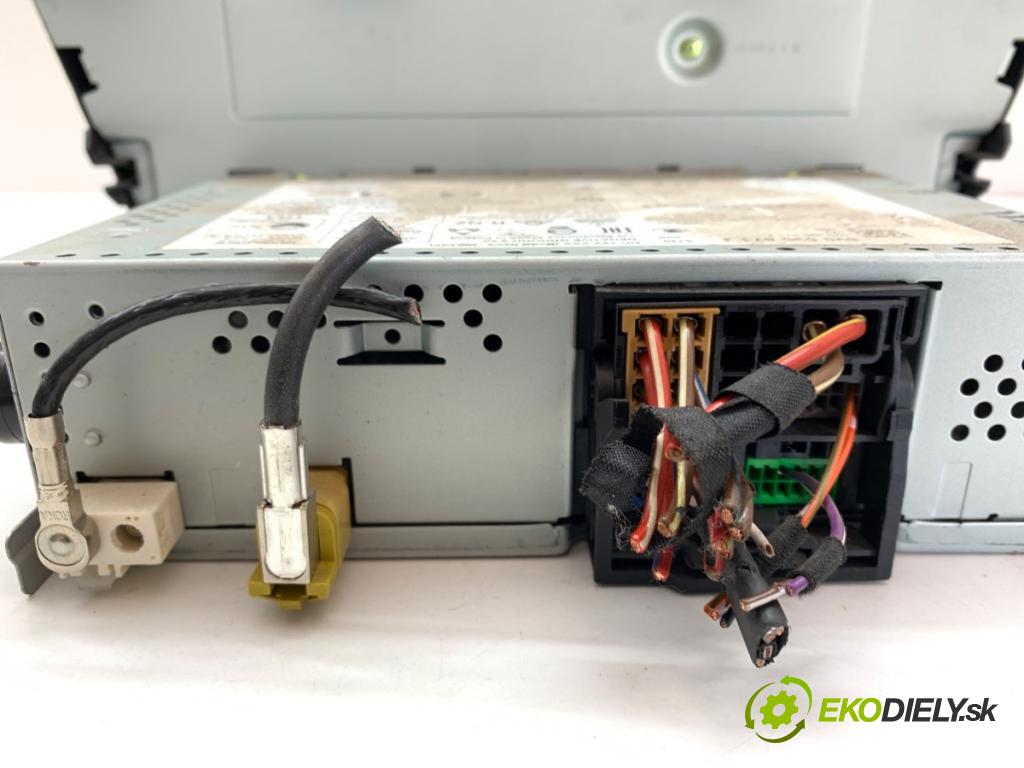 SKODA FABIA III Kombi 2019 55 kW 1.0 999 RADIO 6V0035871J (Audio zařízení)