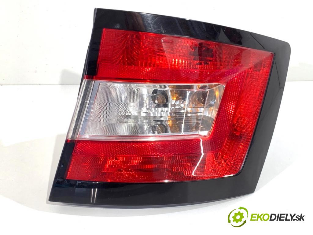 SKODA FABIA III Kombi 2019 55 kW 1.0 999 Svetlo pravy zad 6V9945096
