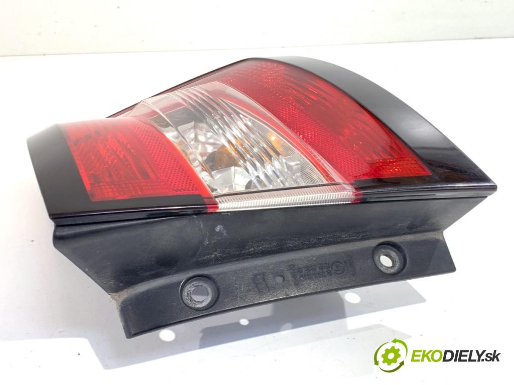 SKODA FABIA III Kombi 2019 55 kW 1.0 999 Svetlo pravy zad 6V9945096