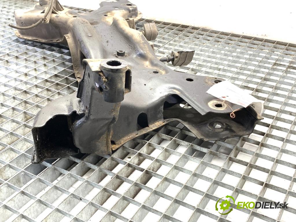 SKODA FABIA III Kombi 2019 55 kW 1.0 999 výztuha pod motor 6R0199315A (Přední výztuha)