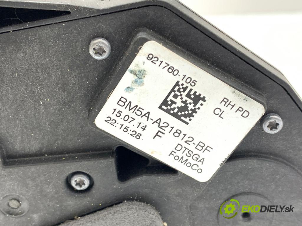 FORD KUGA II SUV 2014 110 kW 1.6 EcoBoost 1596 zámok dveře pravý přední část BM5A-A21812-BF