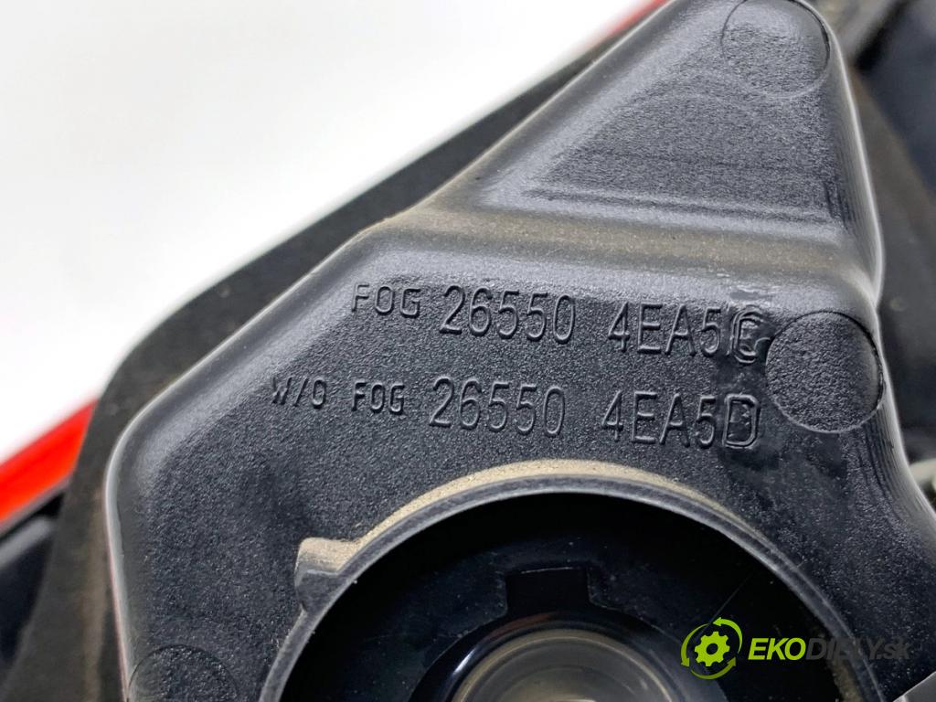 NISSAN QASHQAI J11 SUV 2015 120 kW 1.6 DIG-T 1618 Svetlo pravy zad vnútorná 265504EA5C