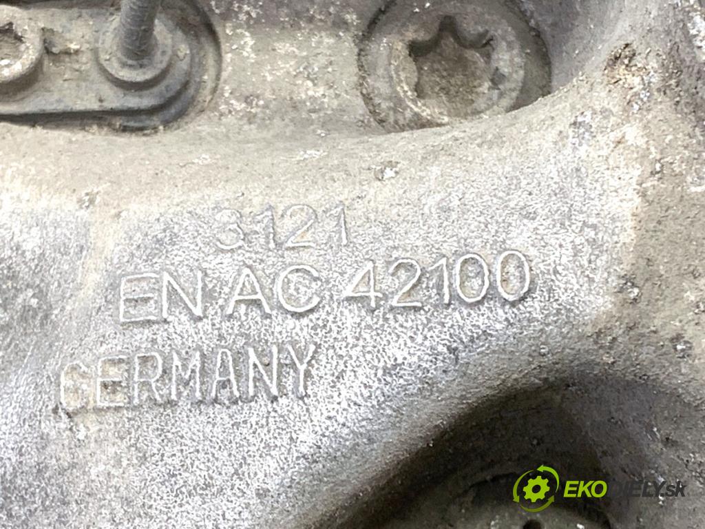BMW F30 sedan 2012 120 kW 320 d 1995 náboj ľavy predný