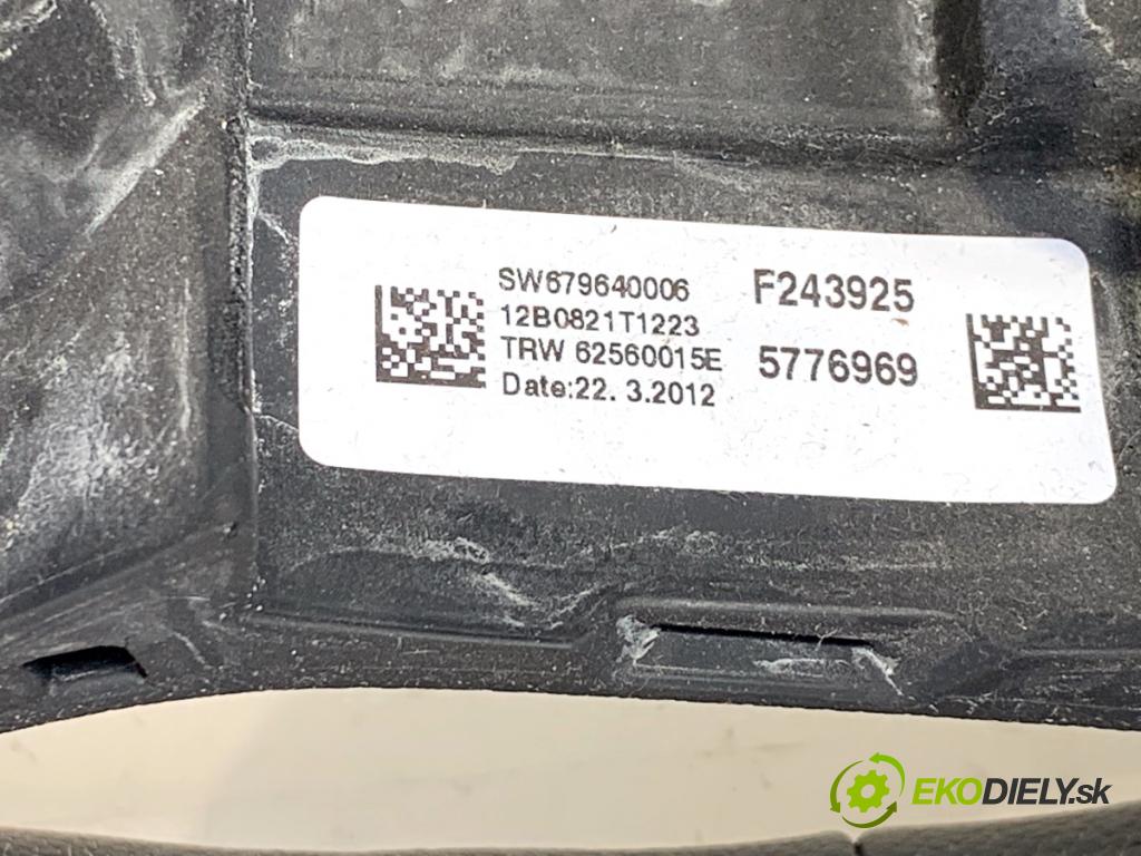 BMW F30 sedan 2012 120 kW 320 d 1995 Volant  (Volant)
