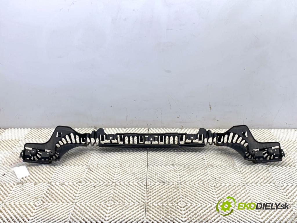 BMW F30 sedan 2012 120 kW 320 d 1995 Úchyt nárazníka zad stredový 7256922
