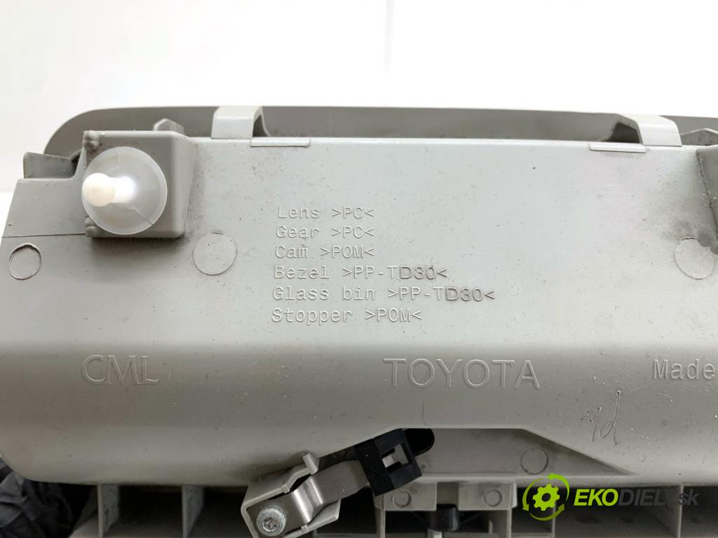 TOYOTA AVENSIS T27 Kombi 2009 93 kW 2.0 D-4D (ADT270_) 1998 světlo stropní