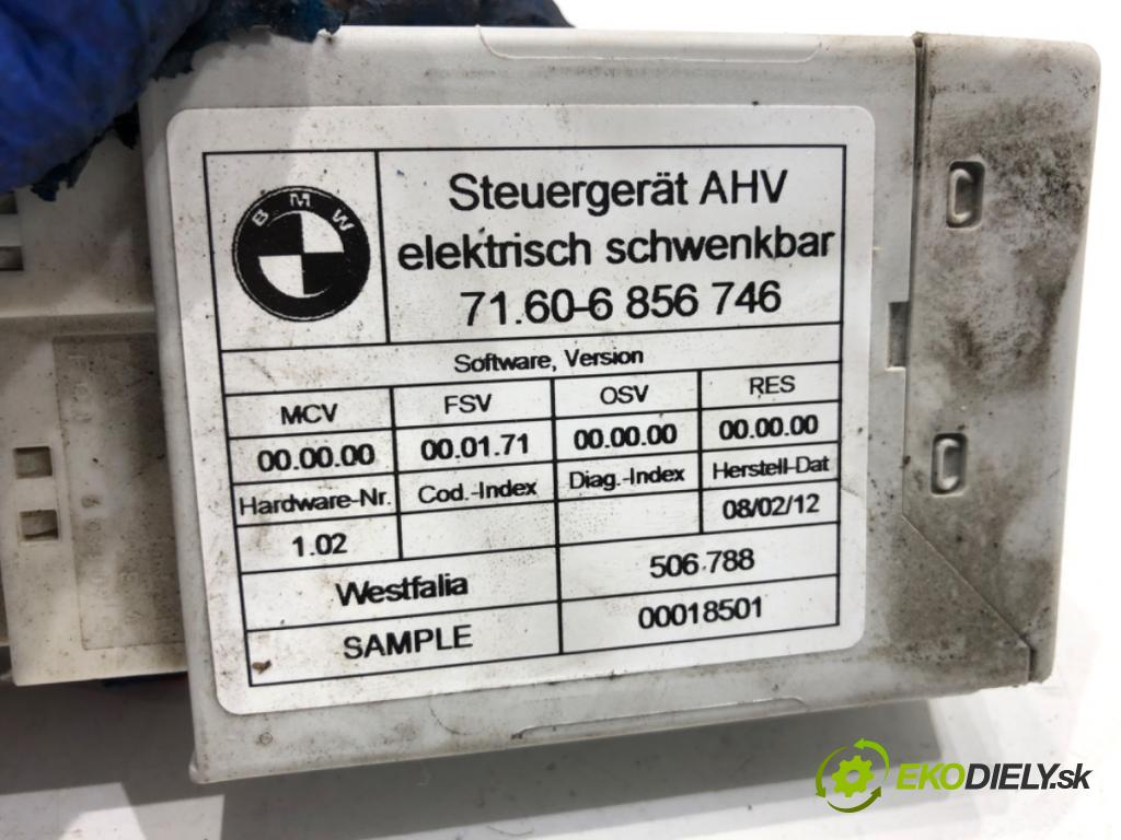BMW F30 sedan 2012 120 kW 320 d 1995 Modul ťažného oka 6856746 (Riadiaca jednotka ostatné)