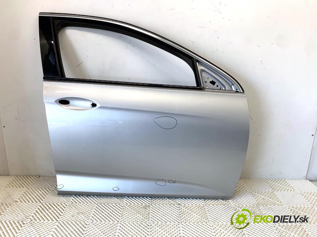 OPEL INSIGNIA B Kombi 2021 128 kW 2.0 CDTi (35) 1995 Dvere pravy predný Z176