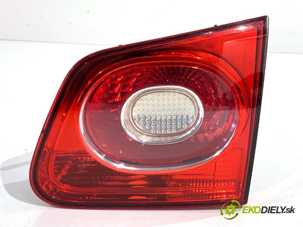 VW TIGUAN SUV 2009 103 kW 2.0 TDI 4motion 1968 Svetlo zad ľavá strana vnútorná 5N0945094B (Kľučka dverí ostatné)