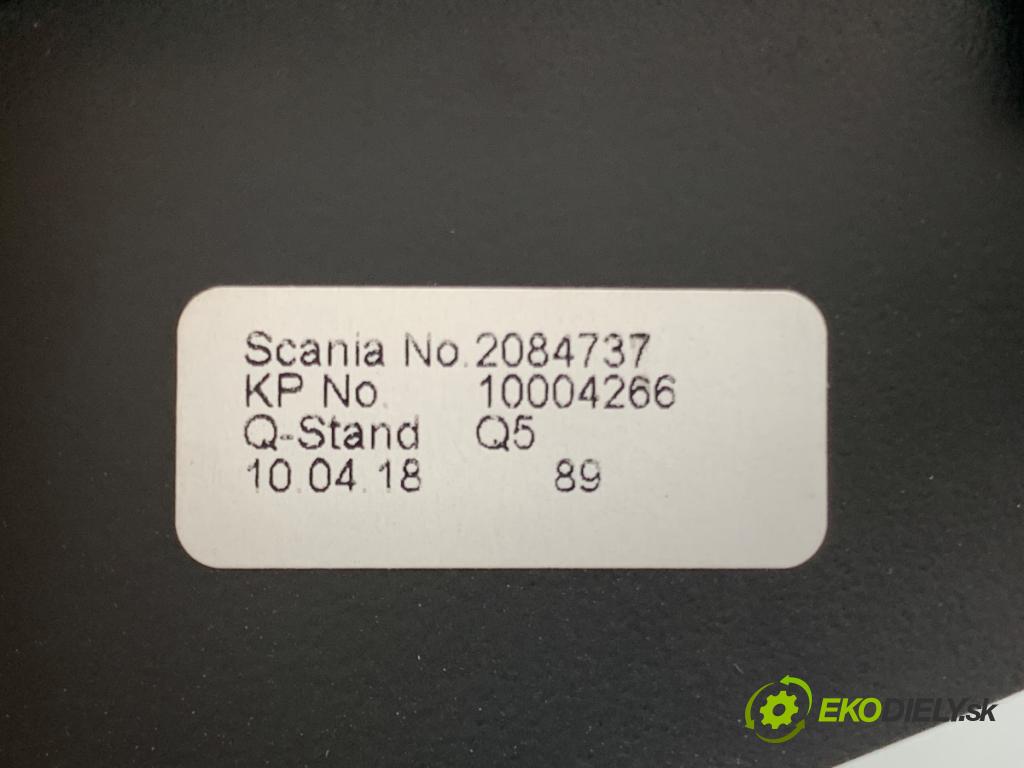 SCANIA L,P,G,R,S - series Ciągnik siodłowy 2018 331 kW S450 331 kW [450 KM] olej napędowy 2016 - 2022 12742 rámeček budíků 2084737