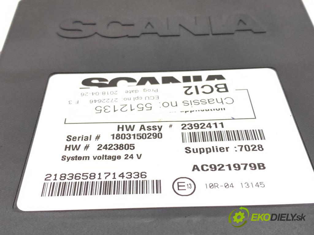 SCANIA L,P,G,R,S - series Ciągnik siodłowy 2018 331 kW S450 331 kW [450 KM] olej napędowy 2016 - 2022 12742 modul řídící jednotka 2423805 (Řídící jednotka ostatní)