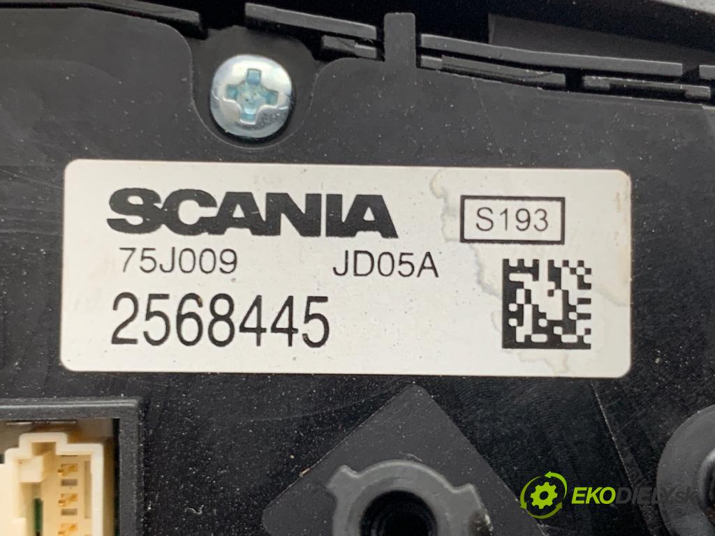 SCANIA L,P,G,R,S - series Ciągnik siodłowy 2018 331 kW S450 331 kW [450 KM] olej napędowy 2016 - 2022 12742 přepínač volantu 2568445 (Páčky pod volantem)
