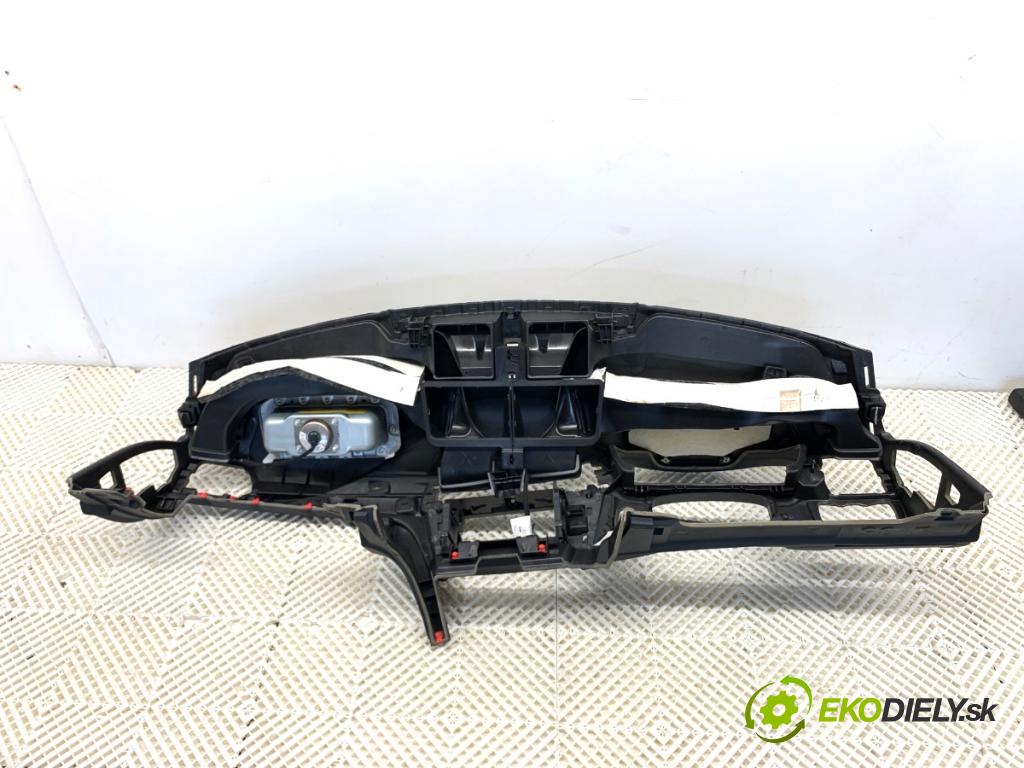 BMW F30 sedan 2012 120 kW 320 d 1995 Palubná doska VANKÚŠ: spolujazdca 9218490
