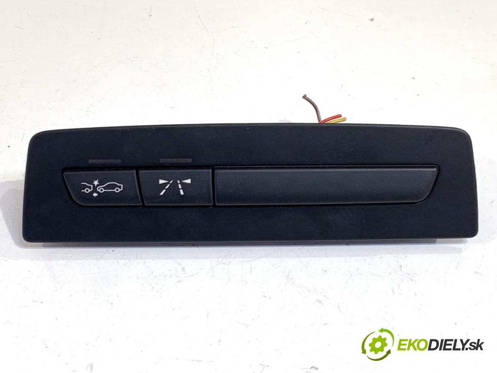 BMW F30 sedan 2012 120 kW 320 d 1995 Panel Prepínač 9232638