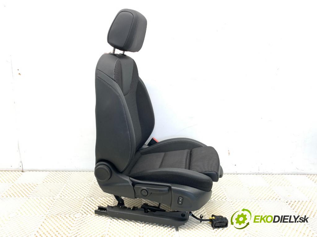 OPEL INSIGNIA B Kombi 2021 128 kW 2.0 CDTi (35) 1995 Sedadlo pravy predný
