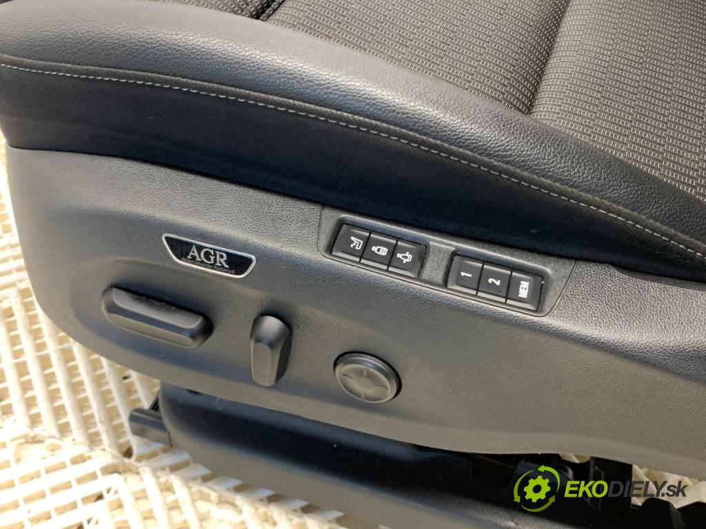 OPEL INSIGNIA B Kombi 2021 128 kW 2.0 CDTi (35) 1995 Sedadlo ľavy predný
