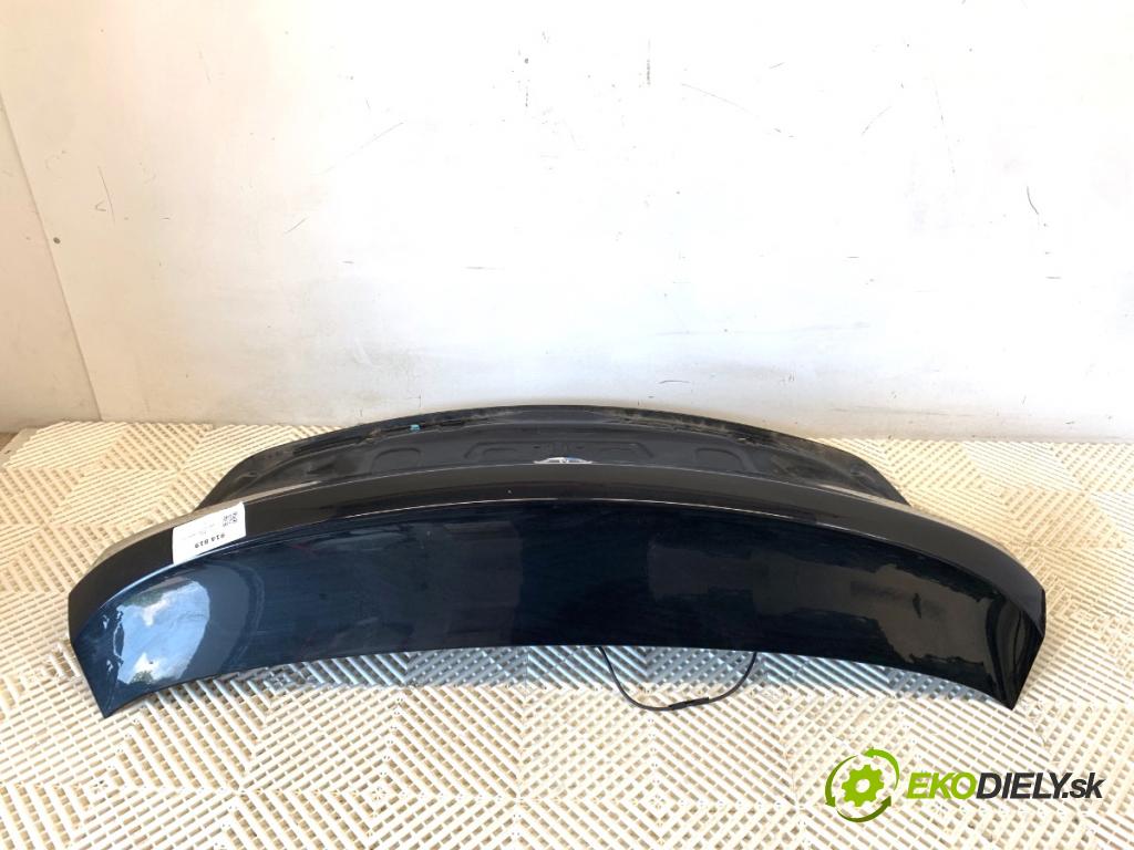 BMW F07 liftback 2011 220 kW 535 d xDrive 2993 kapota zad 475